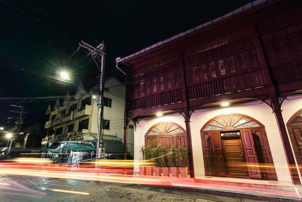 Treetop - Fong Lee Cc Lampang Walking Street Exterior photo